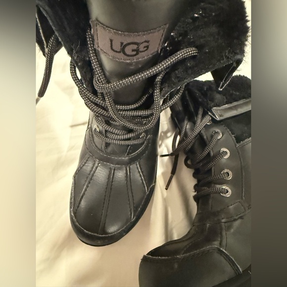 UGG Kids Butte Snow Winter Boots Size 3 Black Faux Fur - Picture 7 of 13